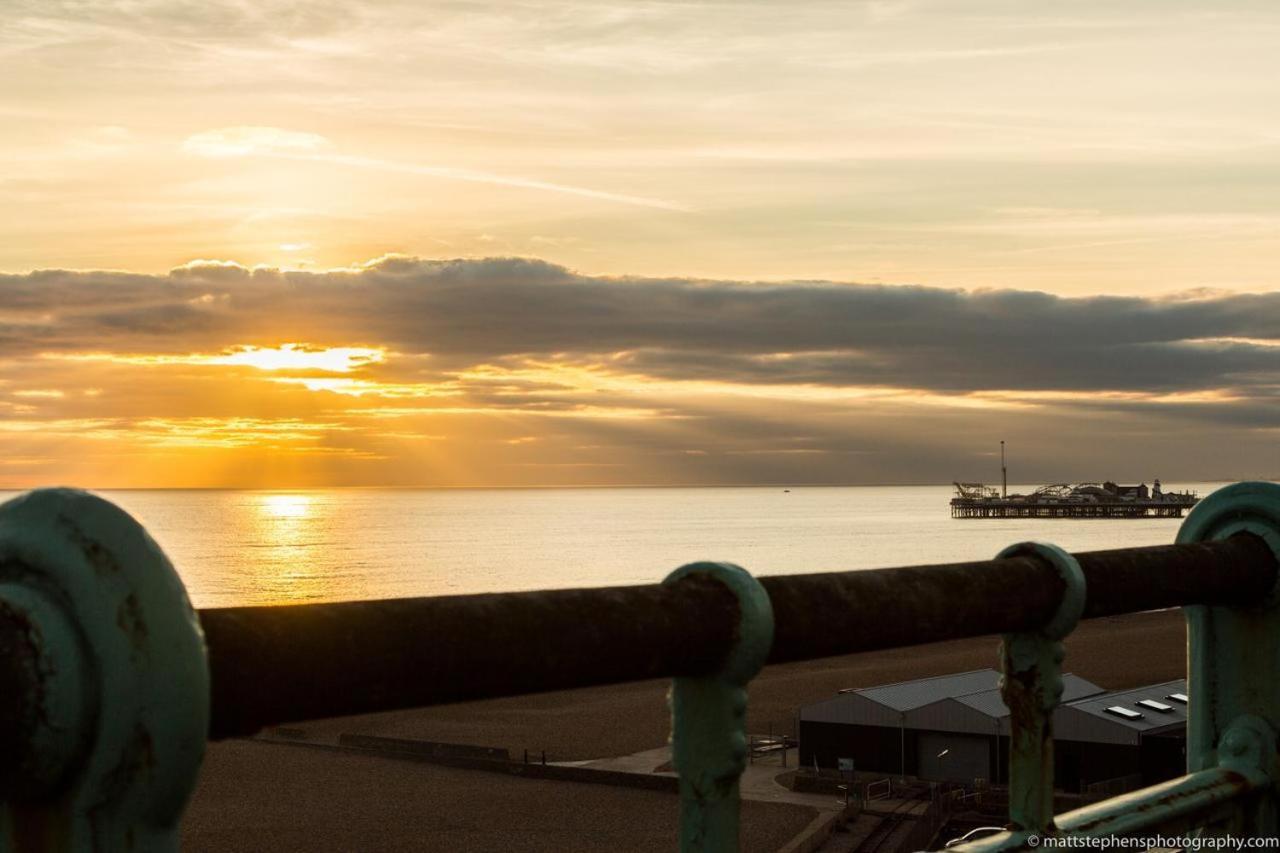 Seafront Apartment With Garden Brighton Bagian luar foto