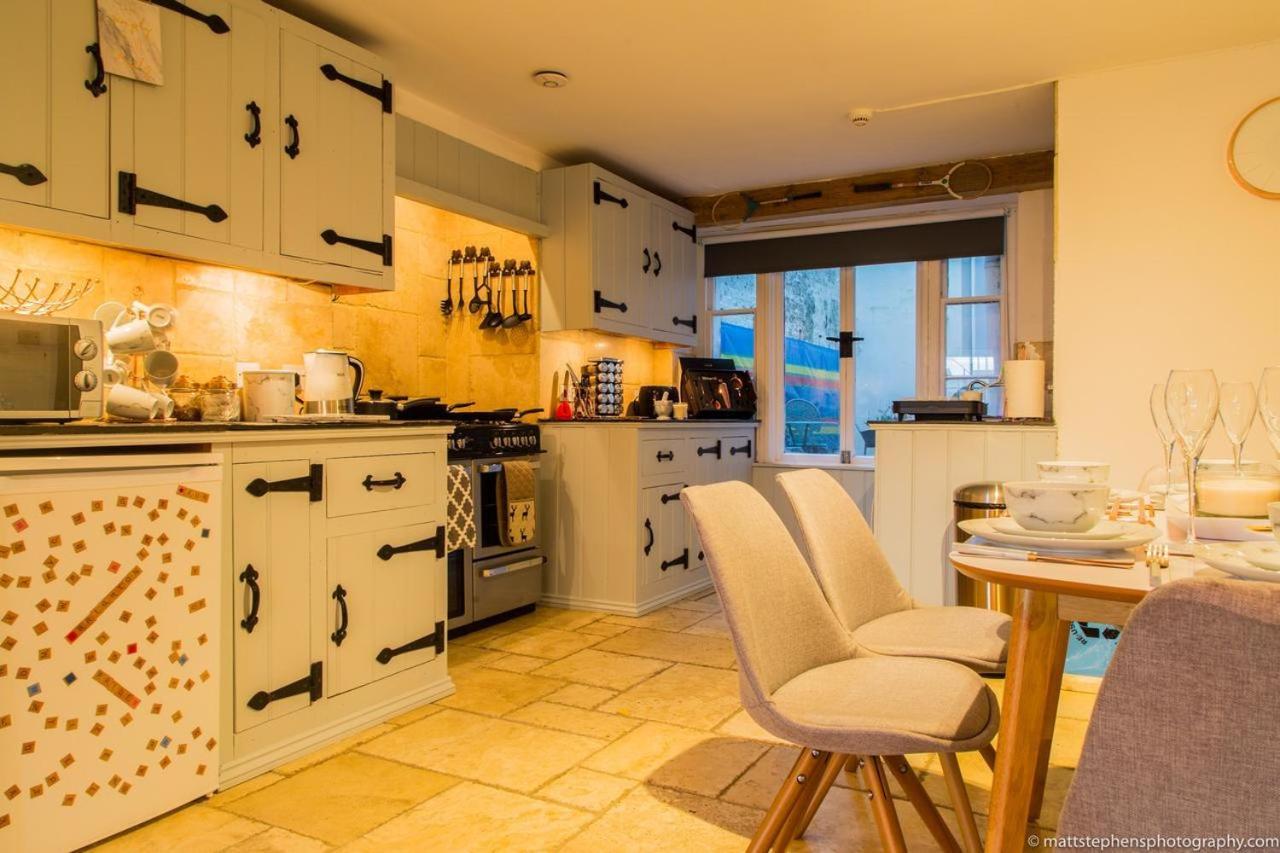 Seafront Apartment With Garden Brighton Bagian luar foto